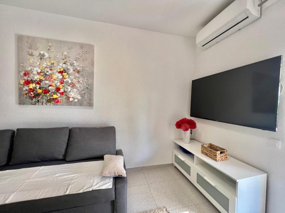 Apartmani Ana ドラマリ エクステリア 写真