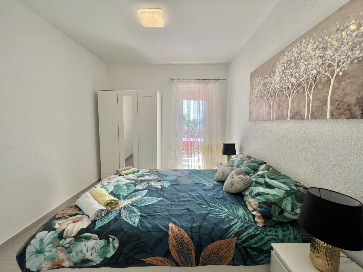 Apartmani Ana ドラマリ エクステリア 写真