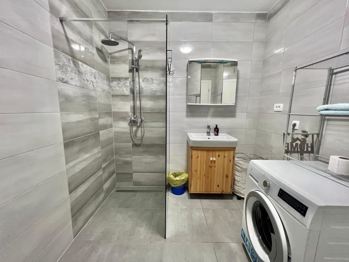 Apartmani Ana ドラマリ エクステリア 写真