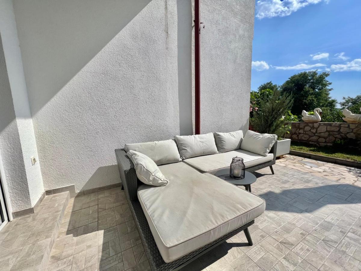 Apartmani Ana ドラマリ エクステリア 写真