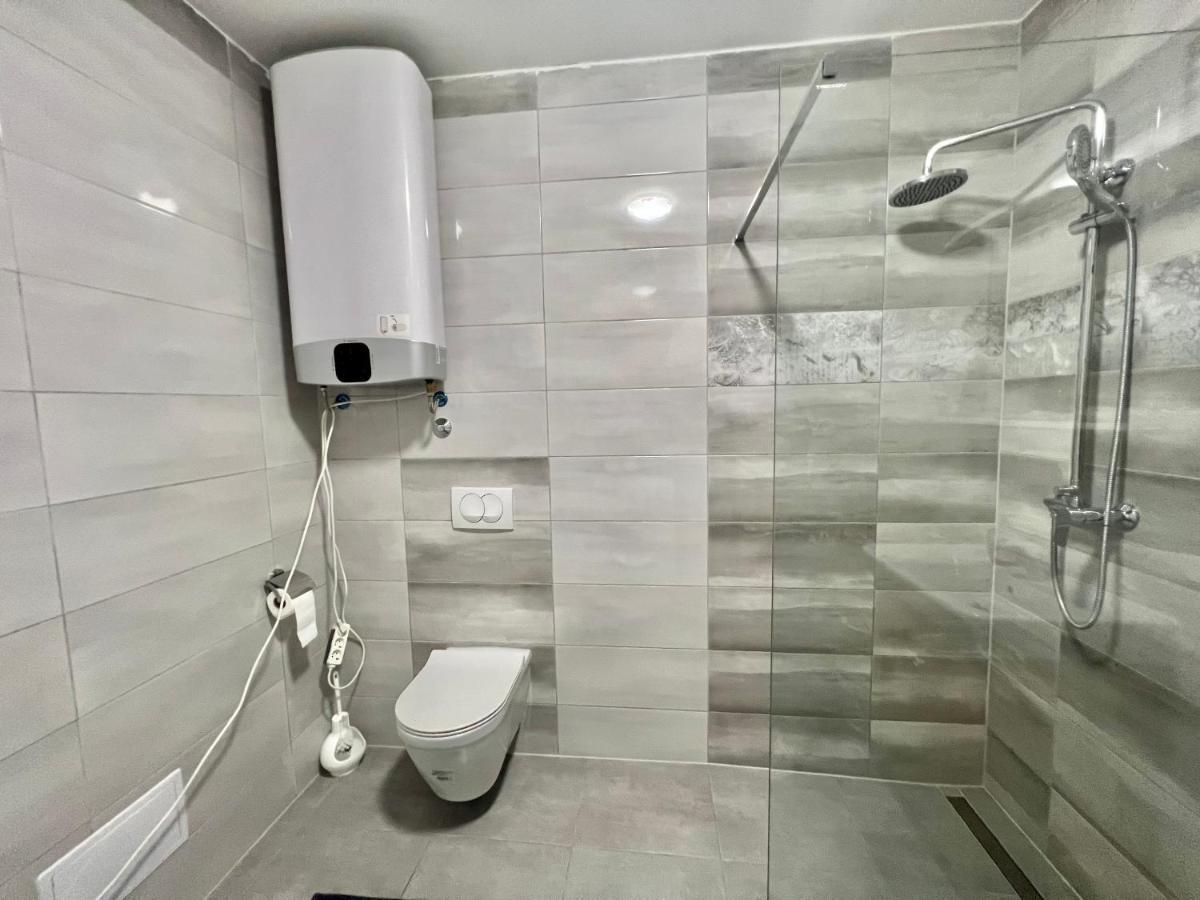 Apartmani Ana ドラマリ エクステリア 写真