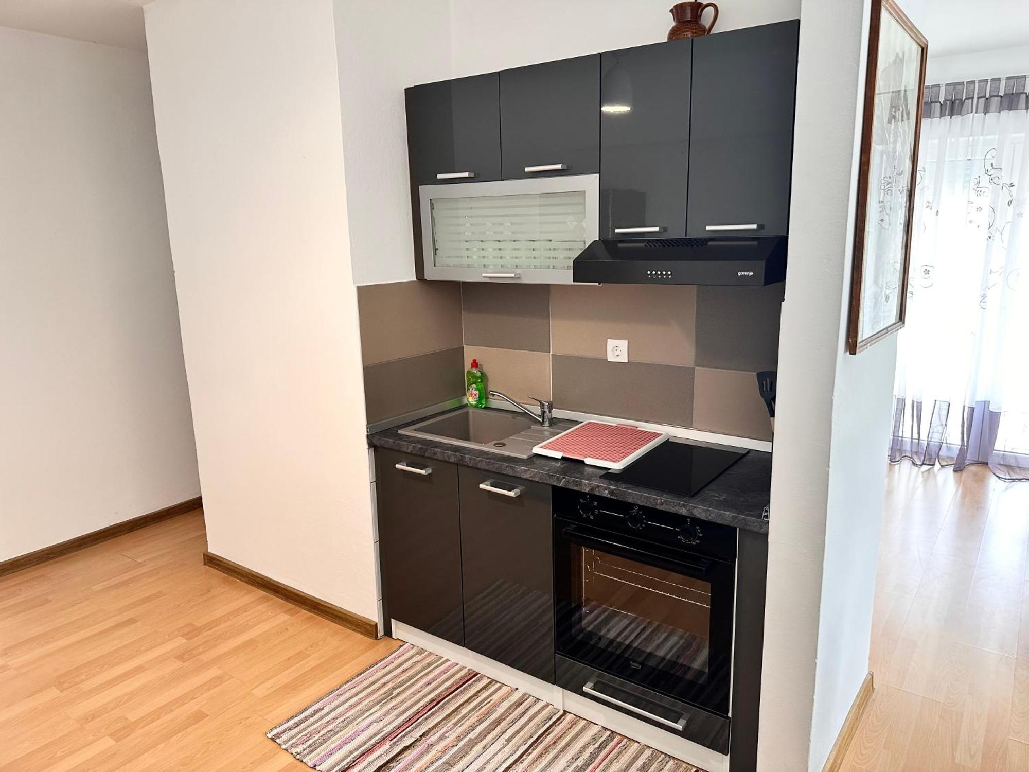 Apartmani Ana ドラマリ エクステリア 写真