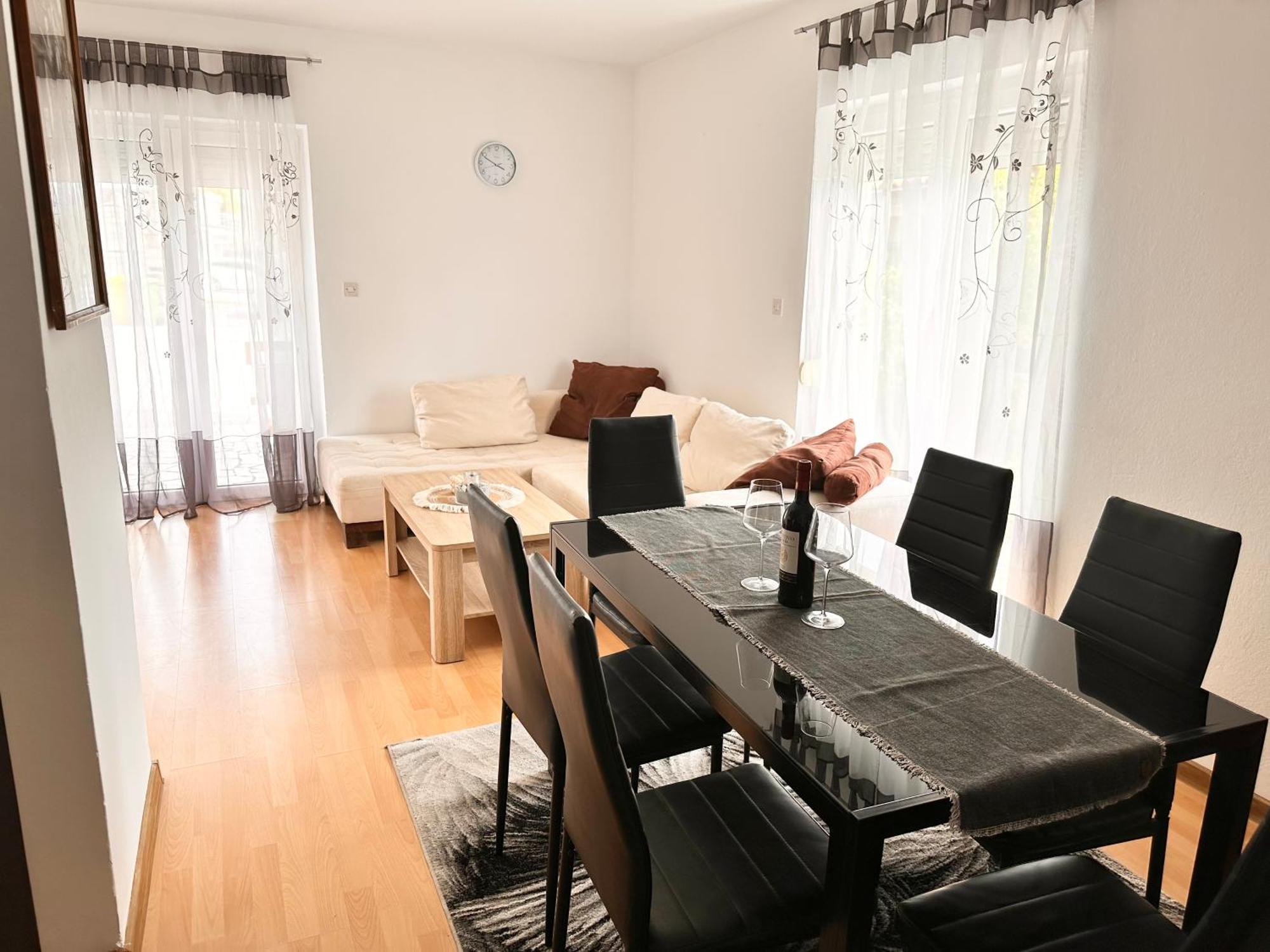 Apartmani Ana ドラマリ エクステリア 写真