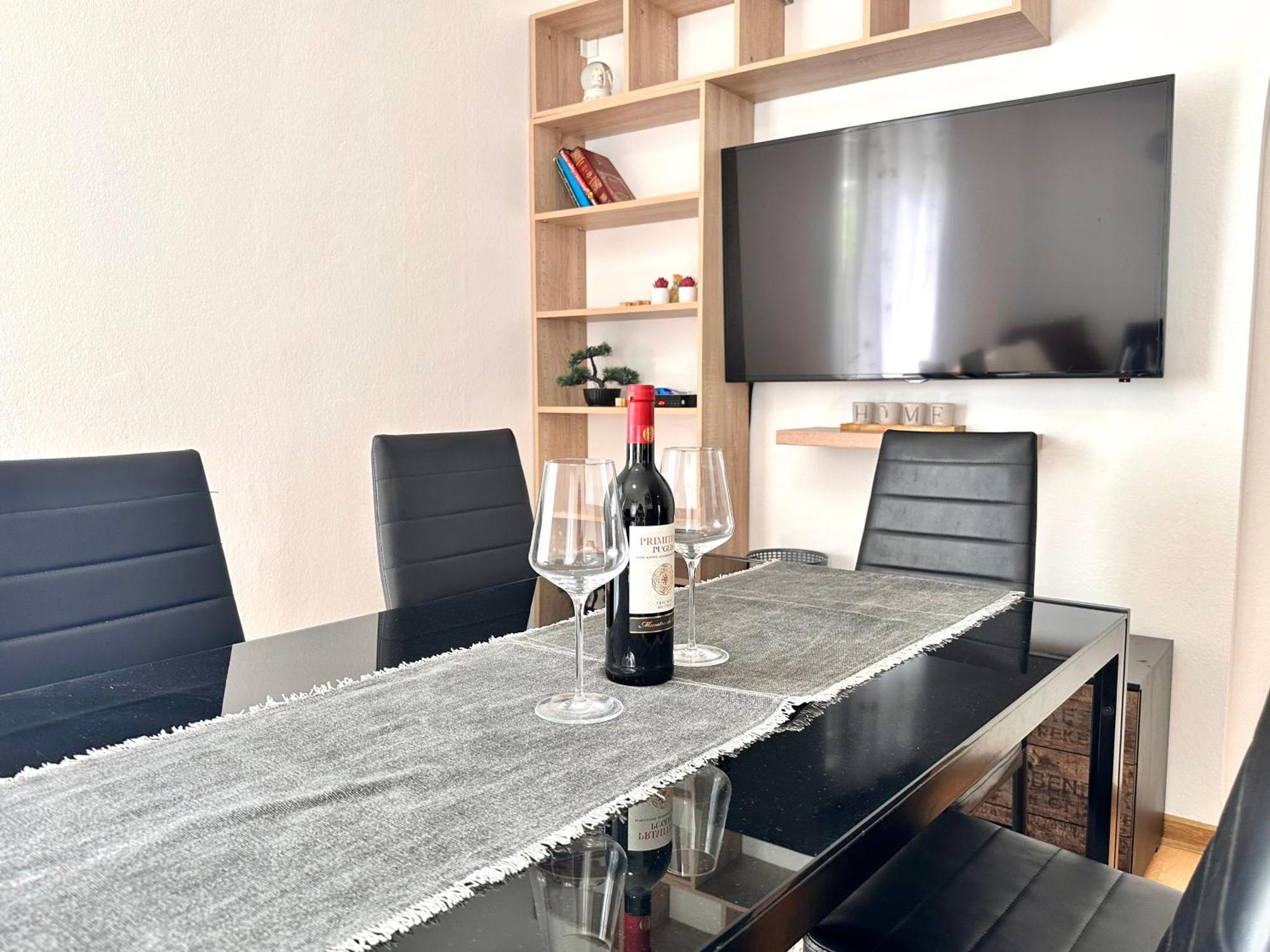 Apartmani Ana ドラマリ エクステリア 写真