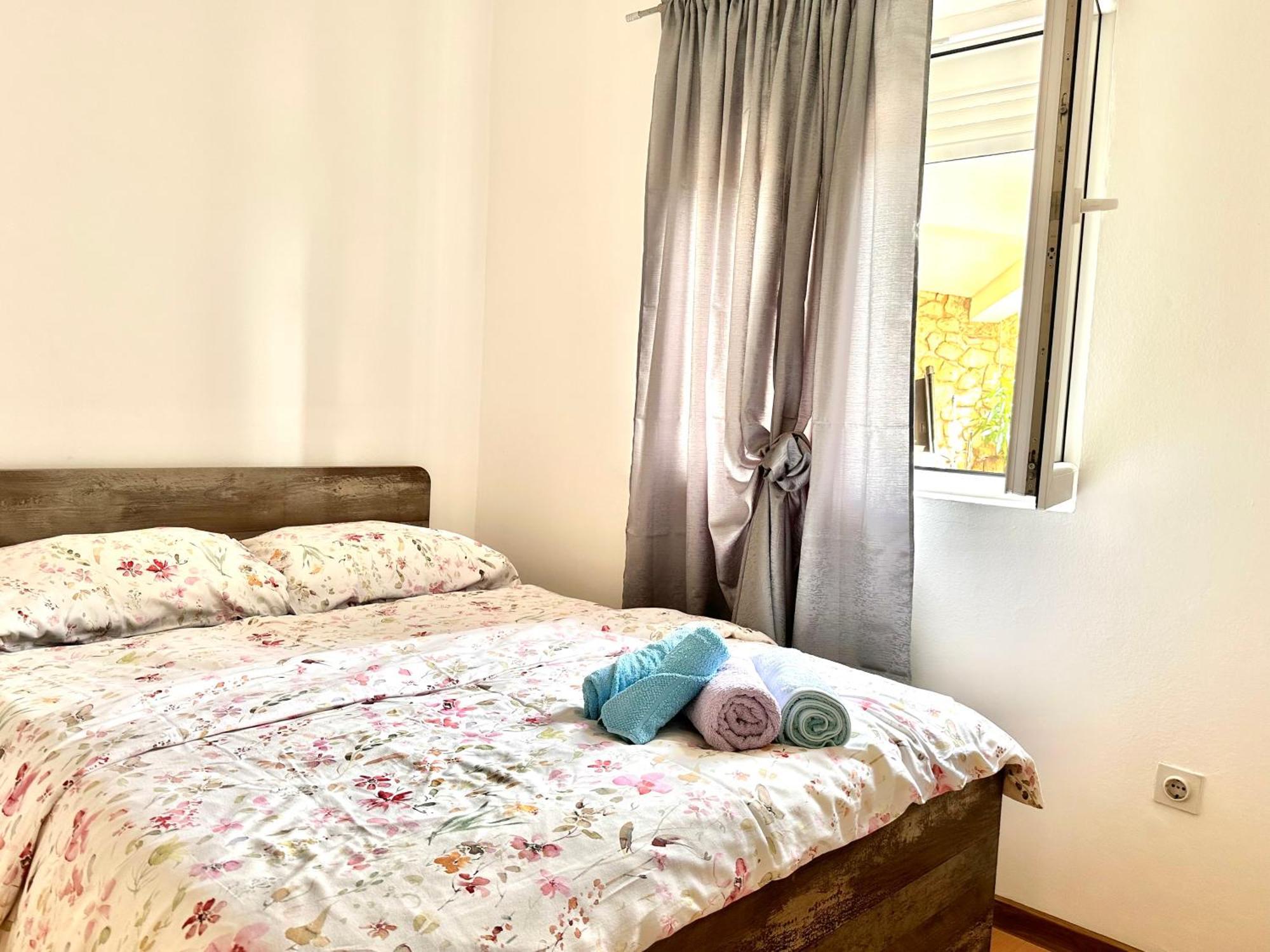 Apartmani Ana ドラマリ エクステリア 写真